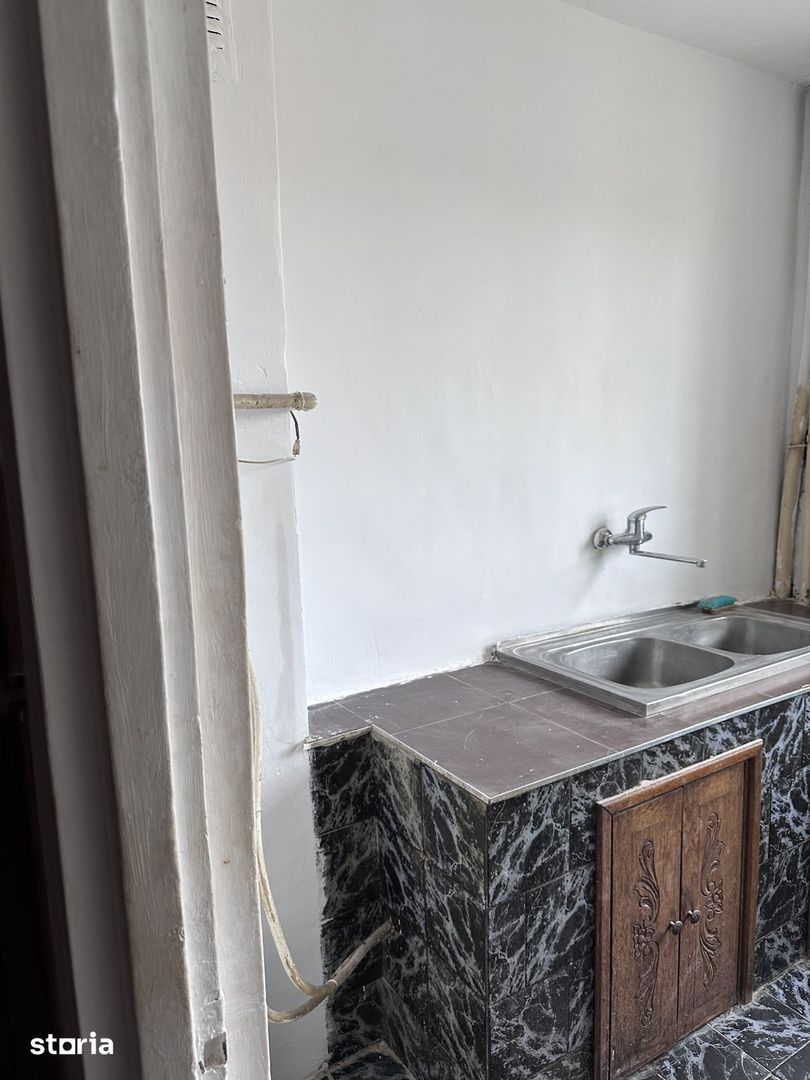 BRASADAS vinde ap 2 cam etaj 1/4 CARPATI. - Poză 4