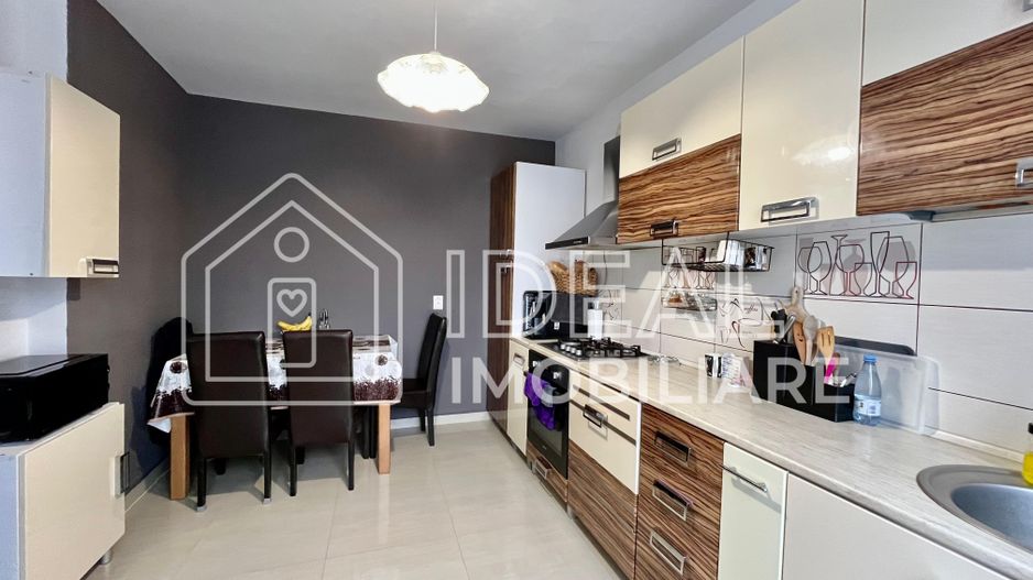 Casă tip Cvadruplex în Cartierul Zăvoi - Poză 9