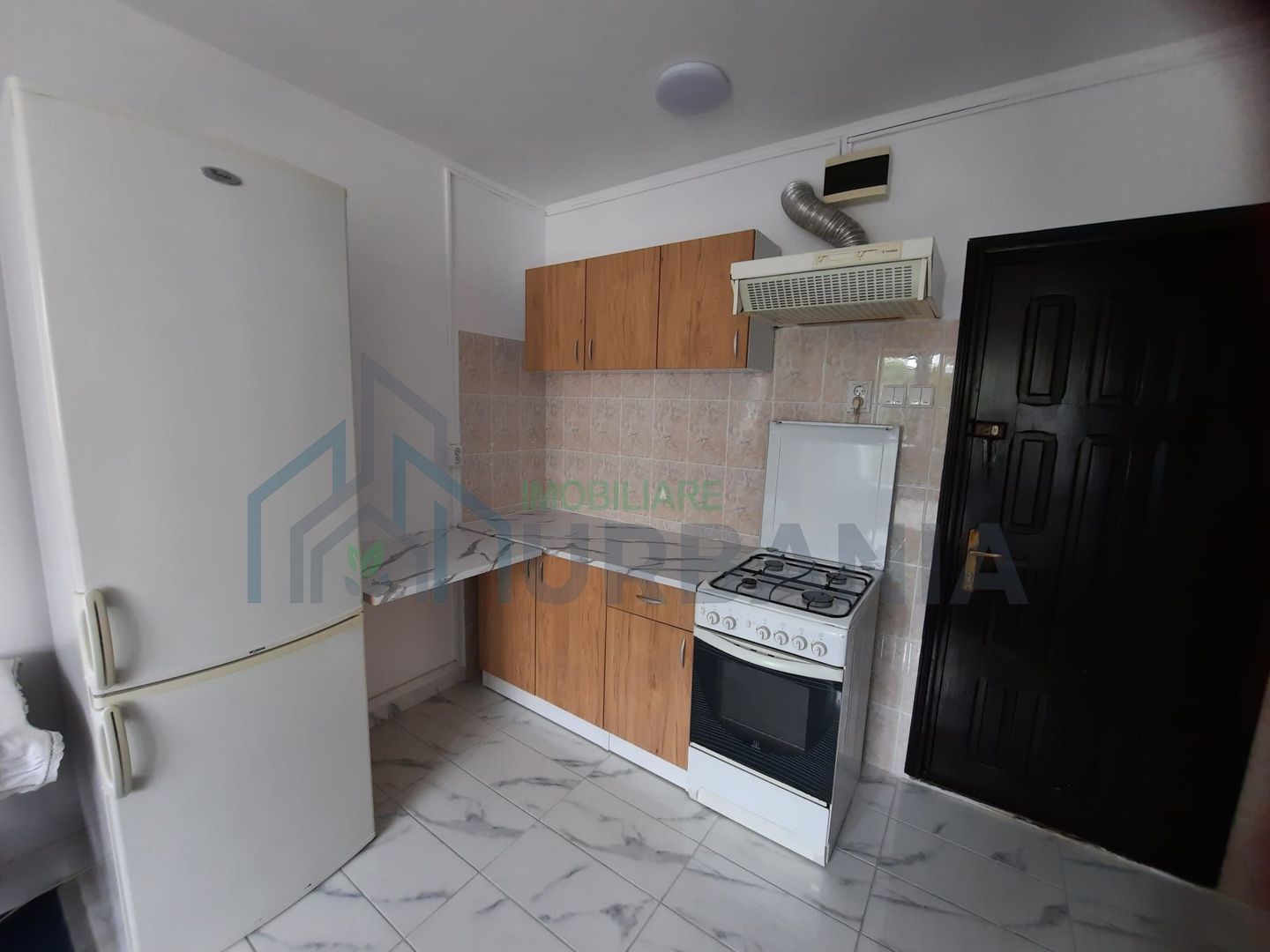 Camera de camin de inchiriat, Siraj, Bulevardul Poitiers, Iasi - Poză 4