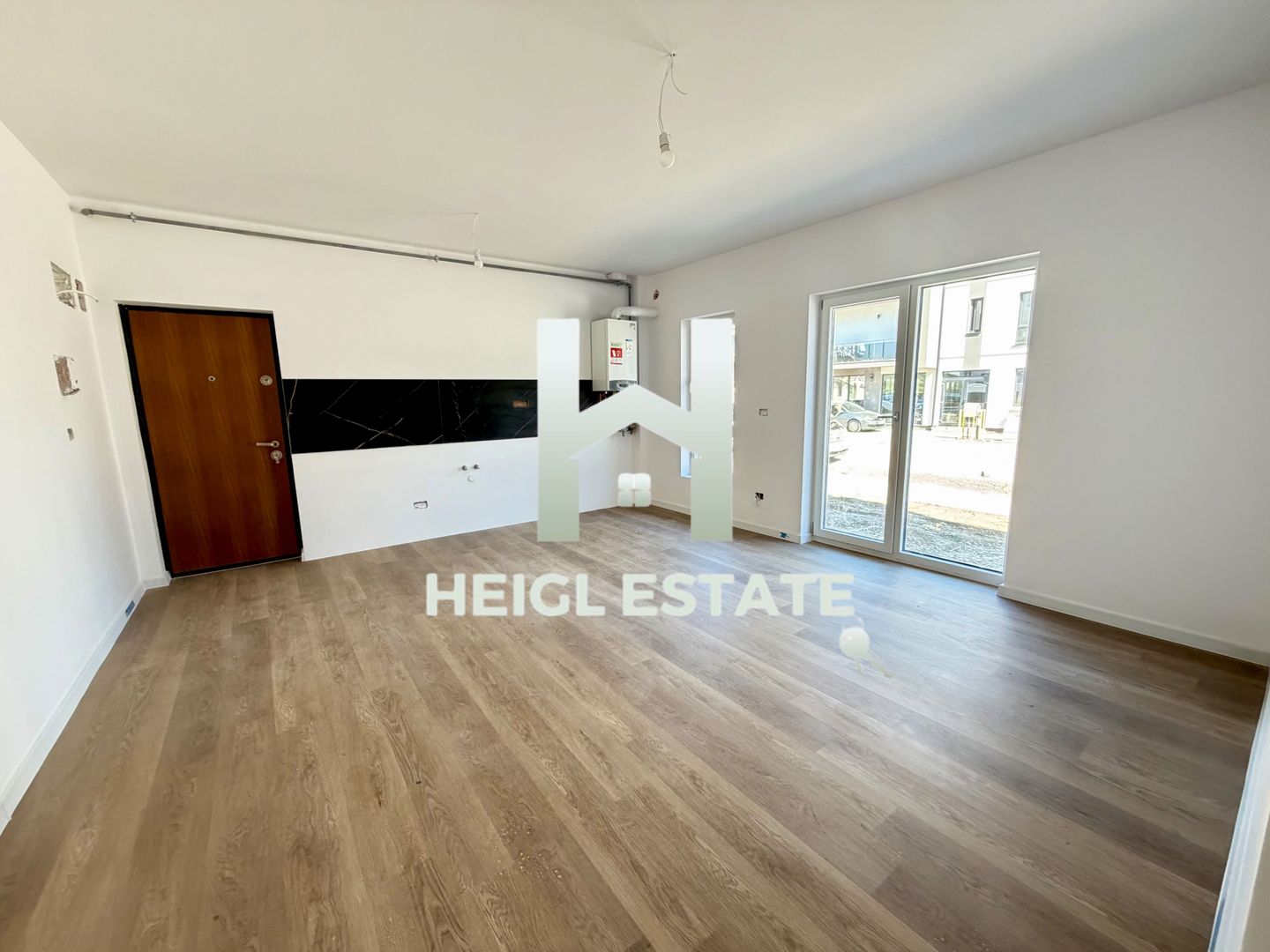 Apartament cu 2 camere si gradina in zona Braytim - Poză 2