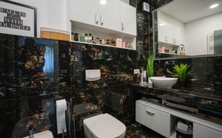 Apartment 3 camere, lux , zona Universității - Poză 4