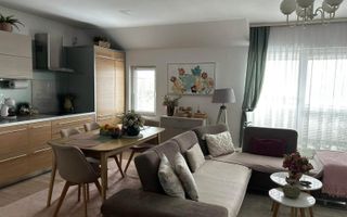 Vând apartament deosebit, situat într-o zonă semicentrală, liniștită și foarte plăcută, ideal pentru cei care își doresc confort și intimitate. - Poză 2