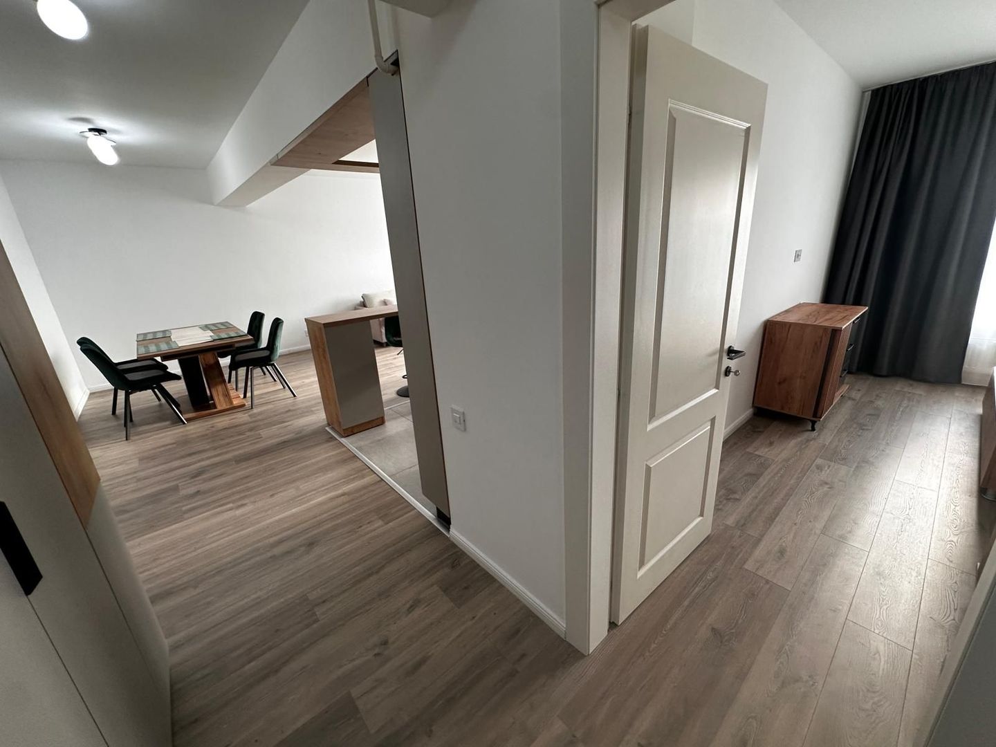 2 Camere + Parcare XXL Metrou Poenaru Lake House2 Lacul Morii Virtutii - Poză 9