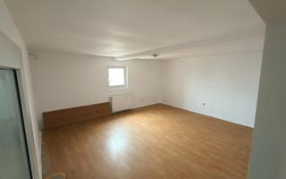 Vila P+2 Alexandru Cel Bun cu doua etaje si curte proprie - Poză 16