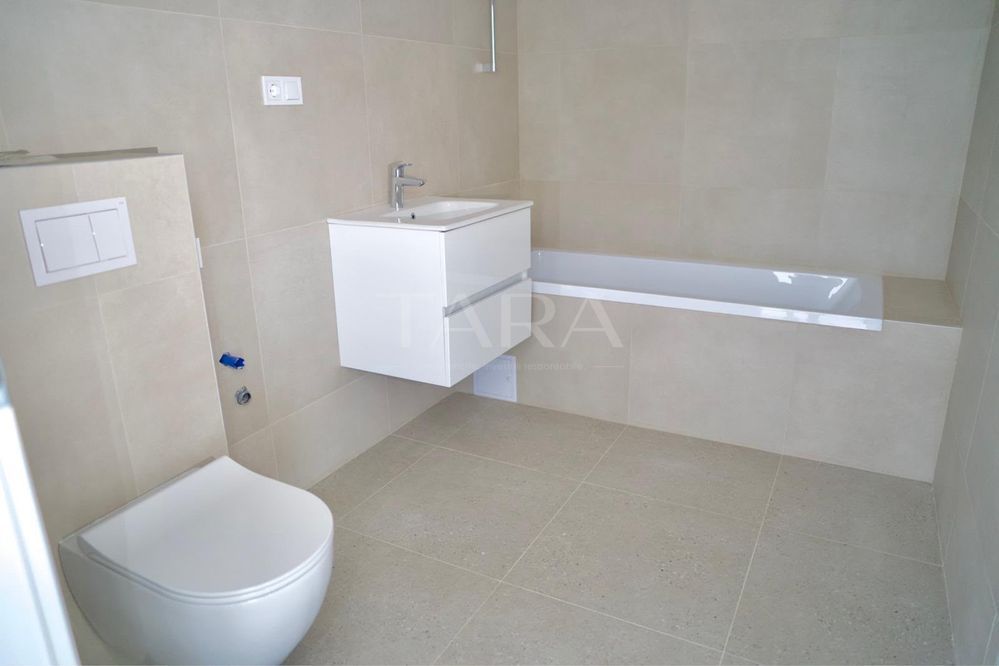 Apartament cu 2 camere, parcare subterană inclusă – Apahida - Poză 3