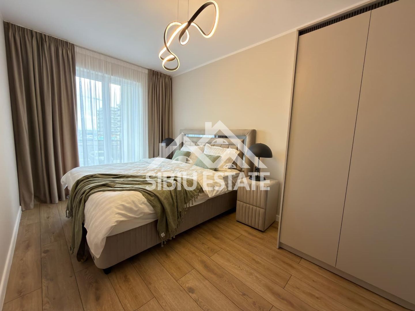 Apartament 3 Camere Finisat , Balcon, Parcare Inclusă,Doamna Stanca - Poză 2