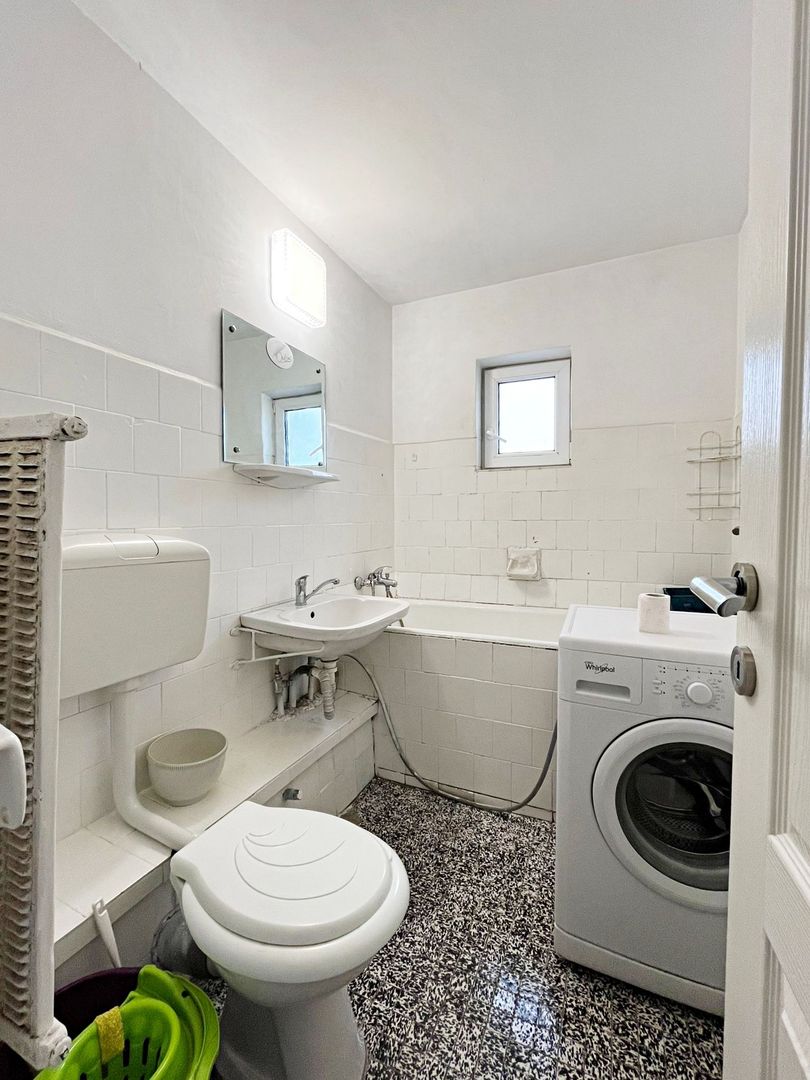 Apartament cu 3 camere la casa de inchiriat zona Decebal, Oradea - Poză 12