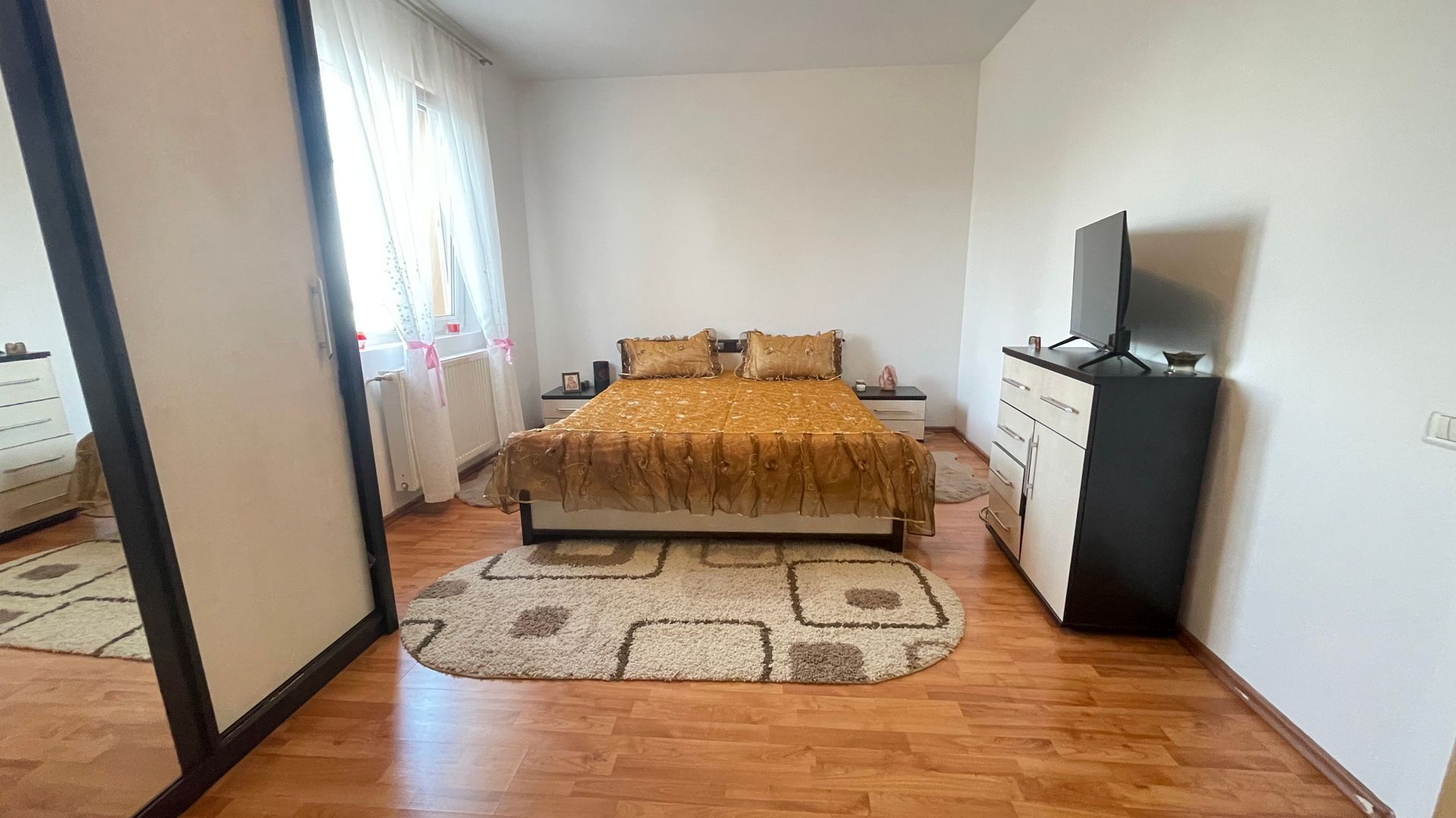 Casa individuala P+M,spatioasa in zona Mircea Cel Batran - Poză 19