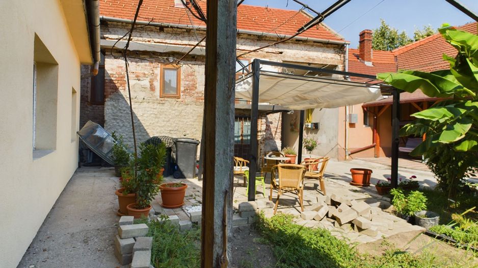 Apartament 2 camere la curte comună - Poză 8