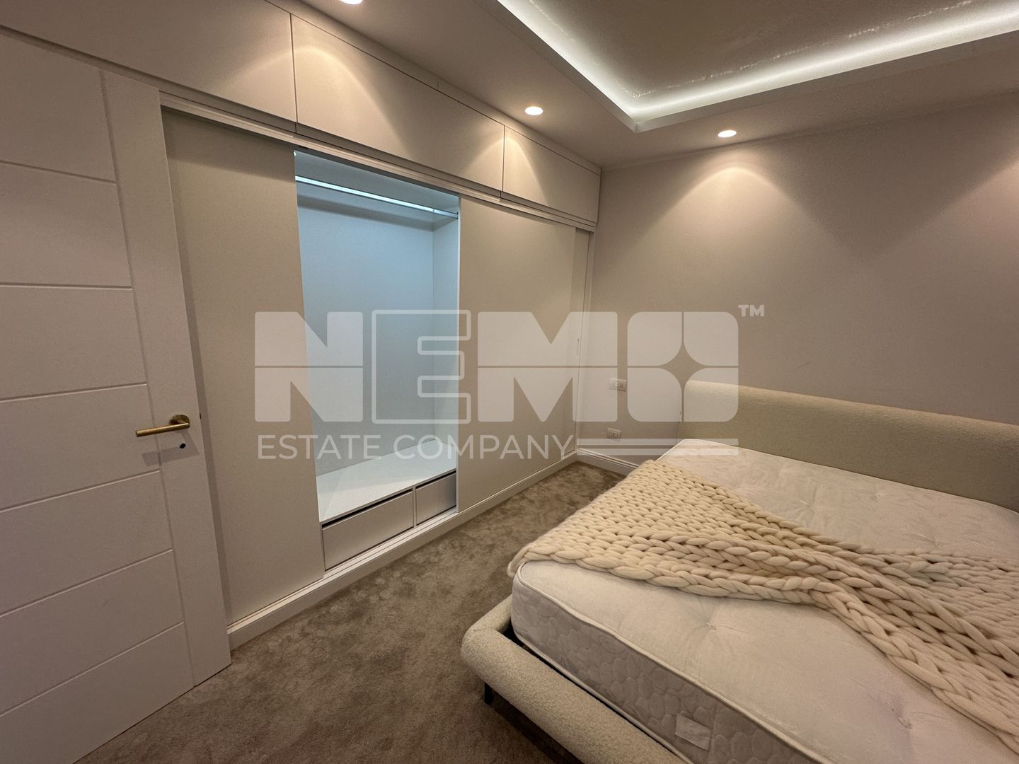 Apartament 3 Camere | 110MP | Cu Boxa si Parcare - Poză 9