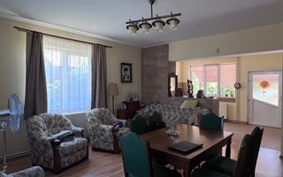 Casă cu 4 camere de vânzare | Parcelă de 700 mp | Sântandrei | Bihor - Poză 3