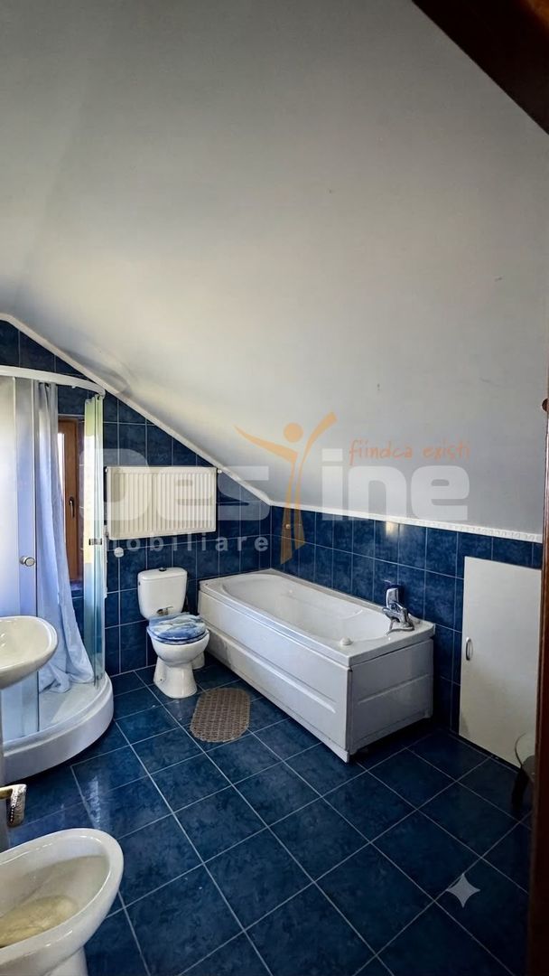 Casa spatioasa cu teren de 800 mp, Muntenii de Jos - 5 camere - Poză 26