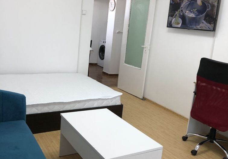 De vanzare apartament 2 camere Drumul Taberei - Poză 2