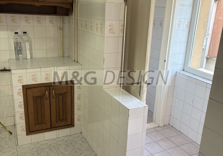 Apartament  2 camere  Soarelui etaj intermediar - Poză 3