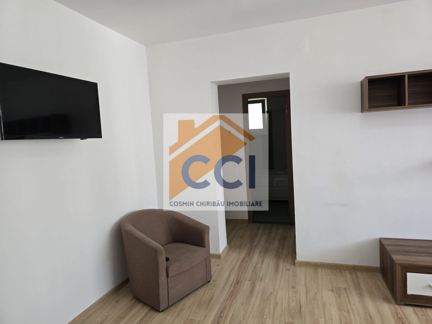 DE VÂNZARE - Apartament cu 2 camere în Bacău - Etaj 1 - Poză 5