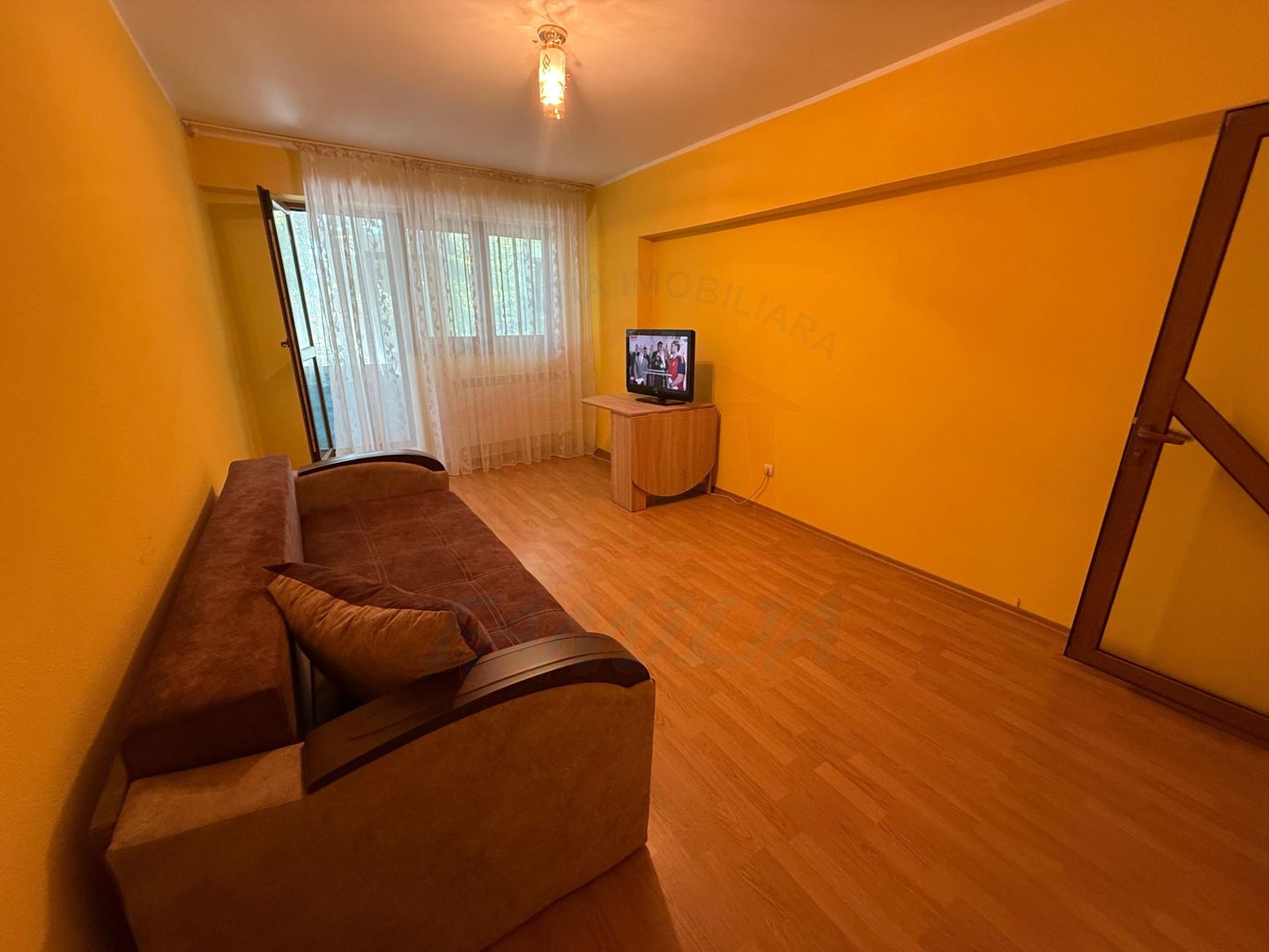 ✨De închiriat 2 camere, General, 300 Euro/luna - Poză 1
