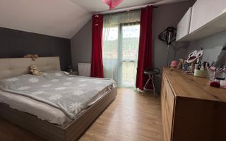 Casa de Vanzare la 10 km de Onesti - Poză 6