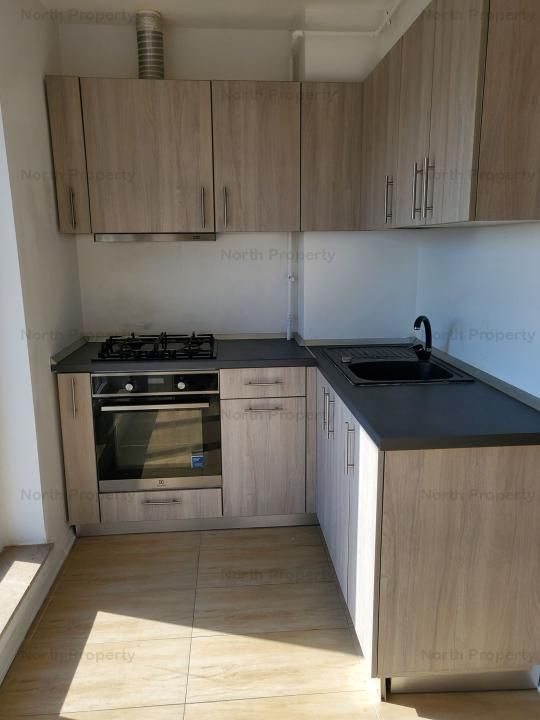 3 camere +parcare in Cosmopolis - Poză 2