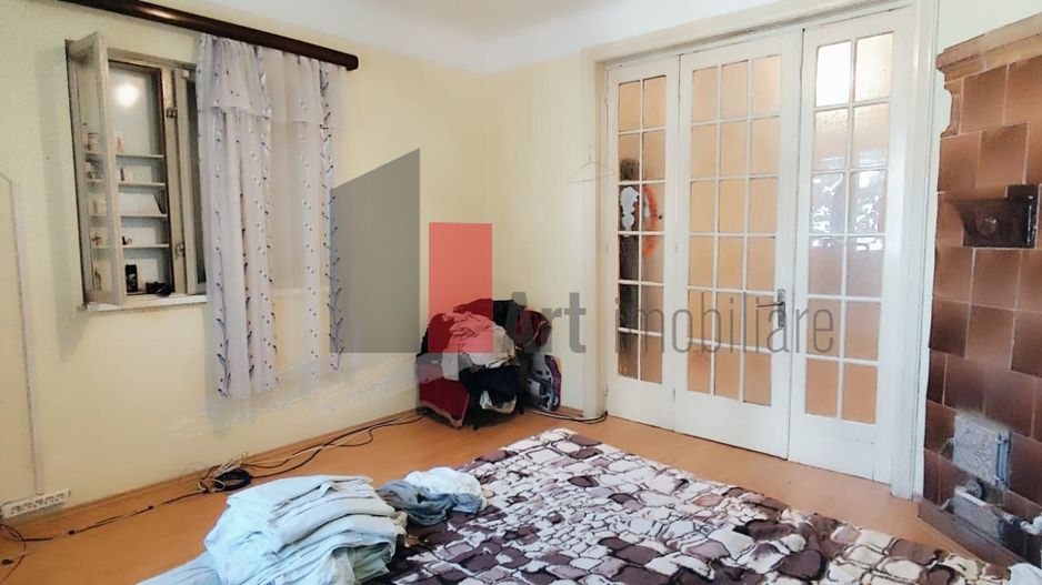 Casa de vanzare + teren in zona Jiului (Bucurestii Noi) - Poză 7