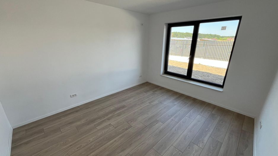 Vila spatioasa langa padure TVA 0%, teren 700mp, DN1, A3, A0 - Poză 14