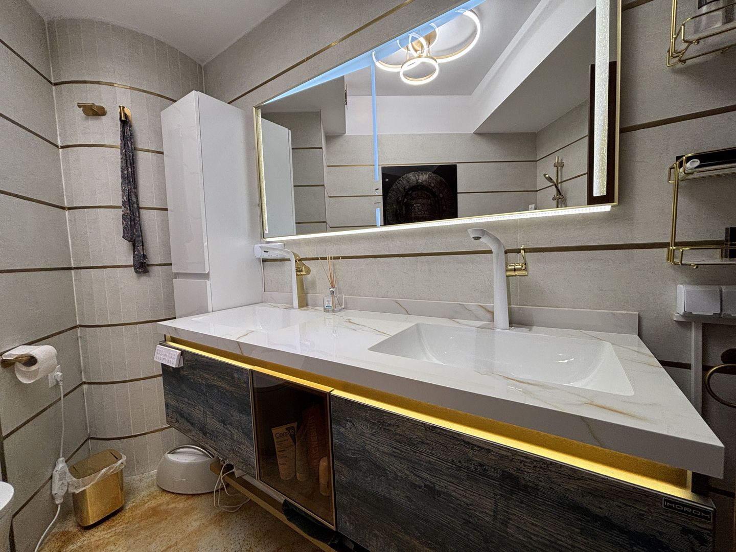 Apartament spectaculos 120 mp | Panorama către oraș | 2 Locuri Parcare - Poză 9