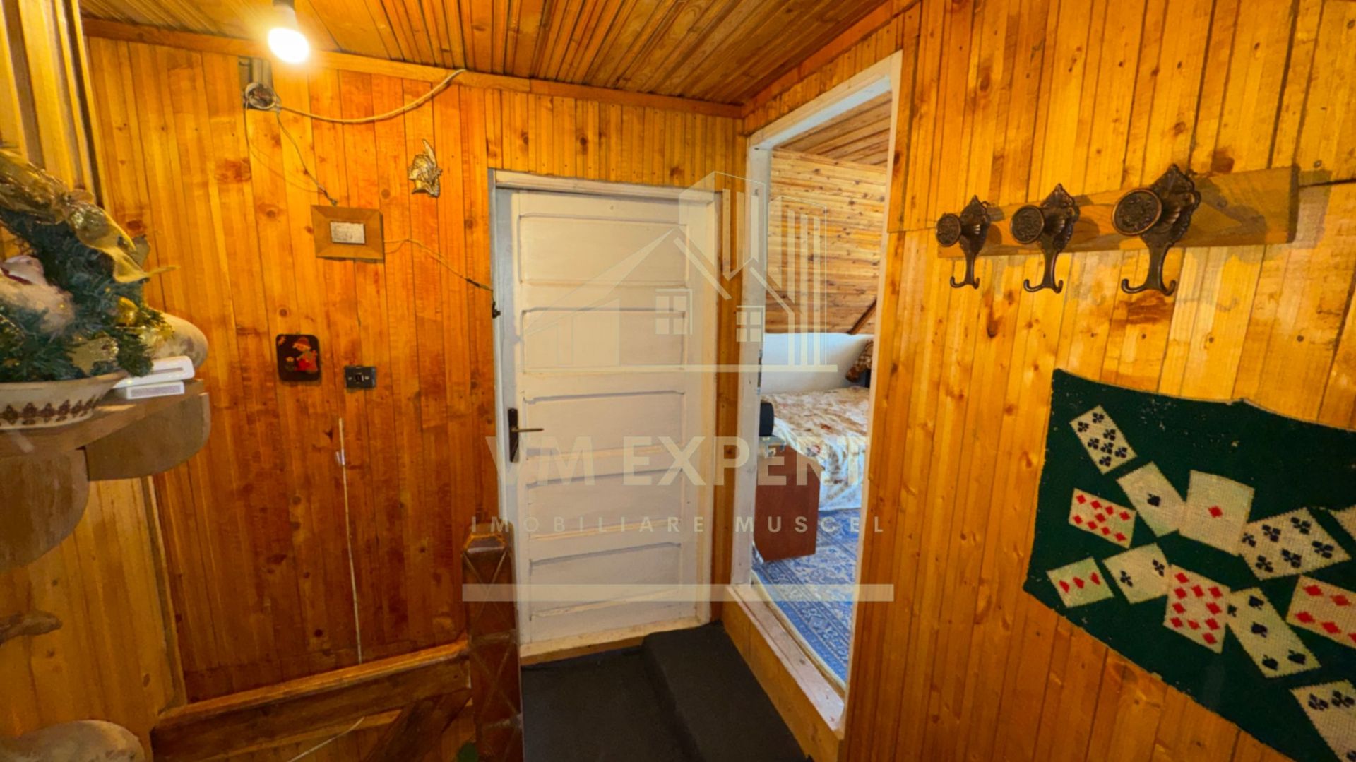 CASĂ 4 CAMERE TEREN 630 MP DAMBOVICIOARA  ARGES - Poză 38