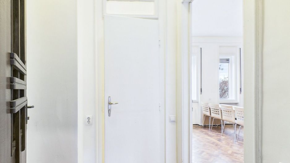 Apartament 1 camera, boem, chiar in centrul Timișoarei - Poză 14