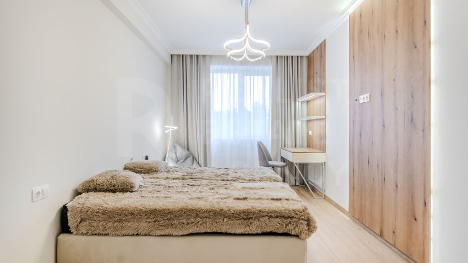 Chirie, apartament, 3 camere, stada Ion Nistor, Centru - Poză 1