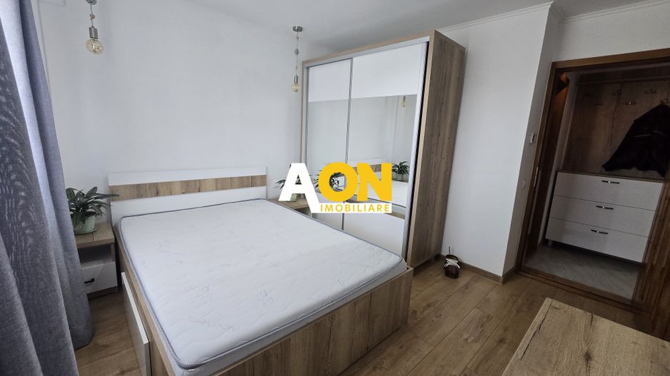 Apartament 2 Camere Decomandat Cetate, Complet Renovat si Mobilat - Poză 2