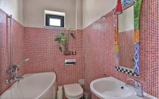Vilă de arhitectură cu piscină, garaje și teren de 800 mp - Poză 44