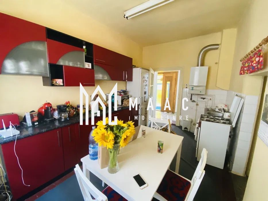 Casa 5 camere + Curte | Garaj | zona Lupeni - Poză 1