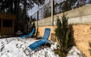 Pensiune 10 camere in statiunea Muntele Baisorii - Poză 30