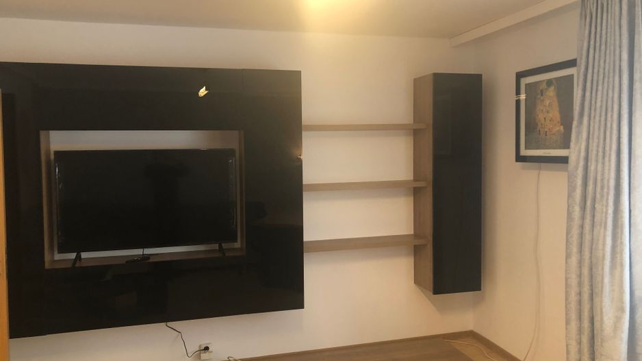 De vanzare apartament 3 camere 78.8 mp, zona 13 Septembrie - Poză 2