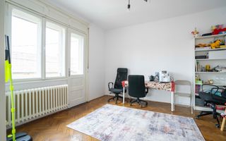 Apartament 3 camere ultracentral cu garaj si beci - Poză 3