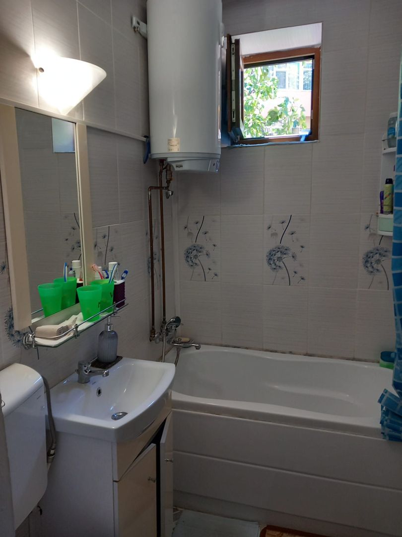 vand apartament cu o camera, parter cu terasa , zona Crihala - Poză 5