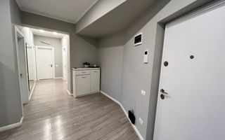 Parcare subterana si supraterana . Etaj 1 cu lift. Pozitie excelenta. - Poză 8