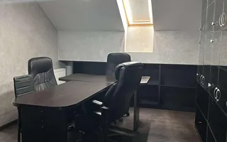 Casă pe 3 nivele, cu 13 camere-zonă centrală, str. Mihail Kogălniceanu - Poză 11