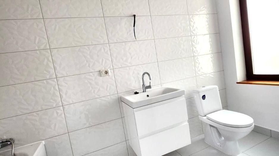 Duplex pe parter 3 camere, terasa spatioasa, 2 km de Timisoara - Poză 5