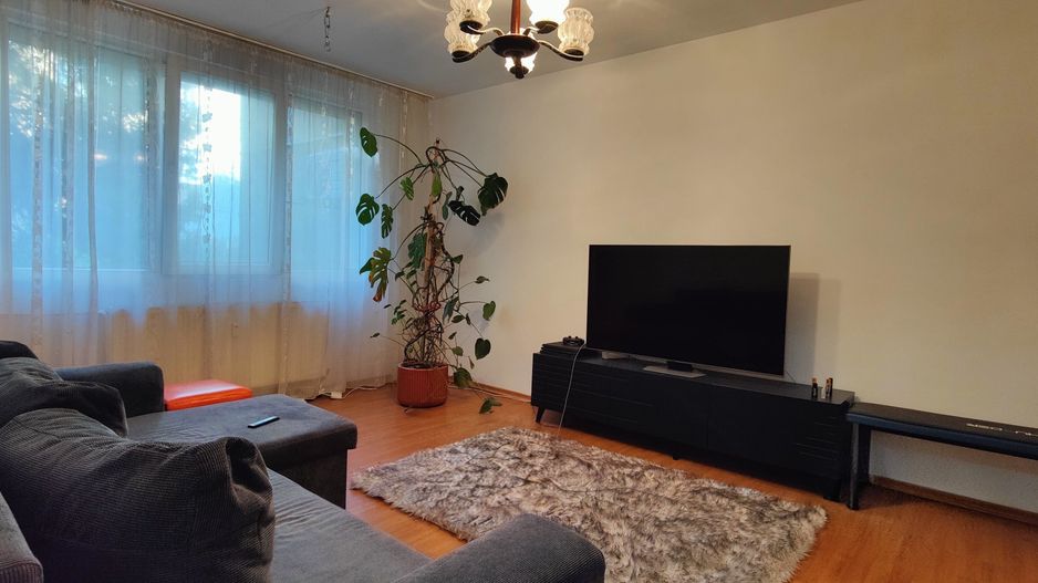 Apartament 3 camere de vânzare Drumul Taberei - Poză 2