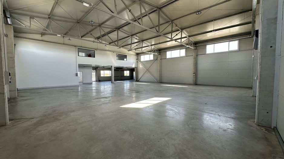 Hala depozitare cu birouri zona de N - Poză 11