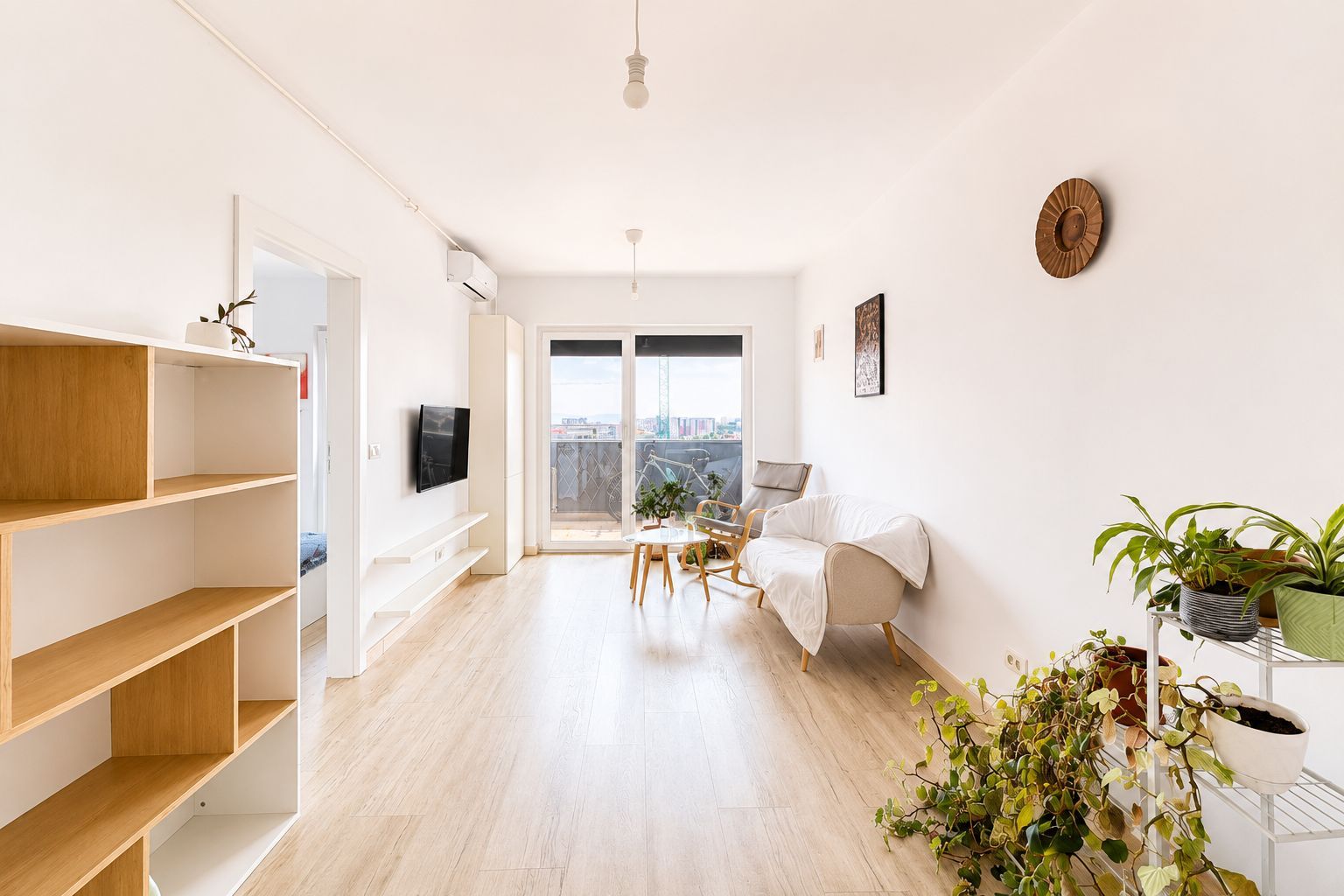 Apartament 2 camere, complex Adora UTA, loc de parcare - Poză 1