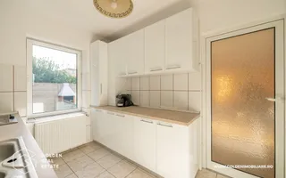 Vilă zona Podgoria, 140mp, 5 camere, 2 bai, garaj - Poză 14