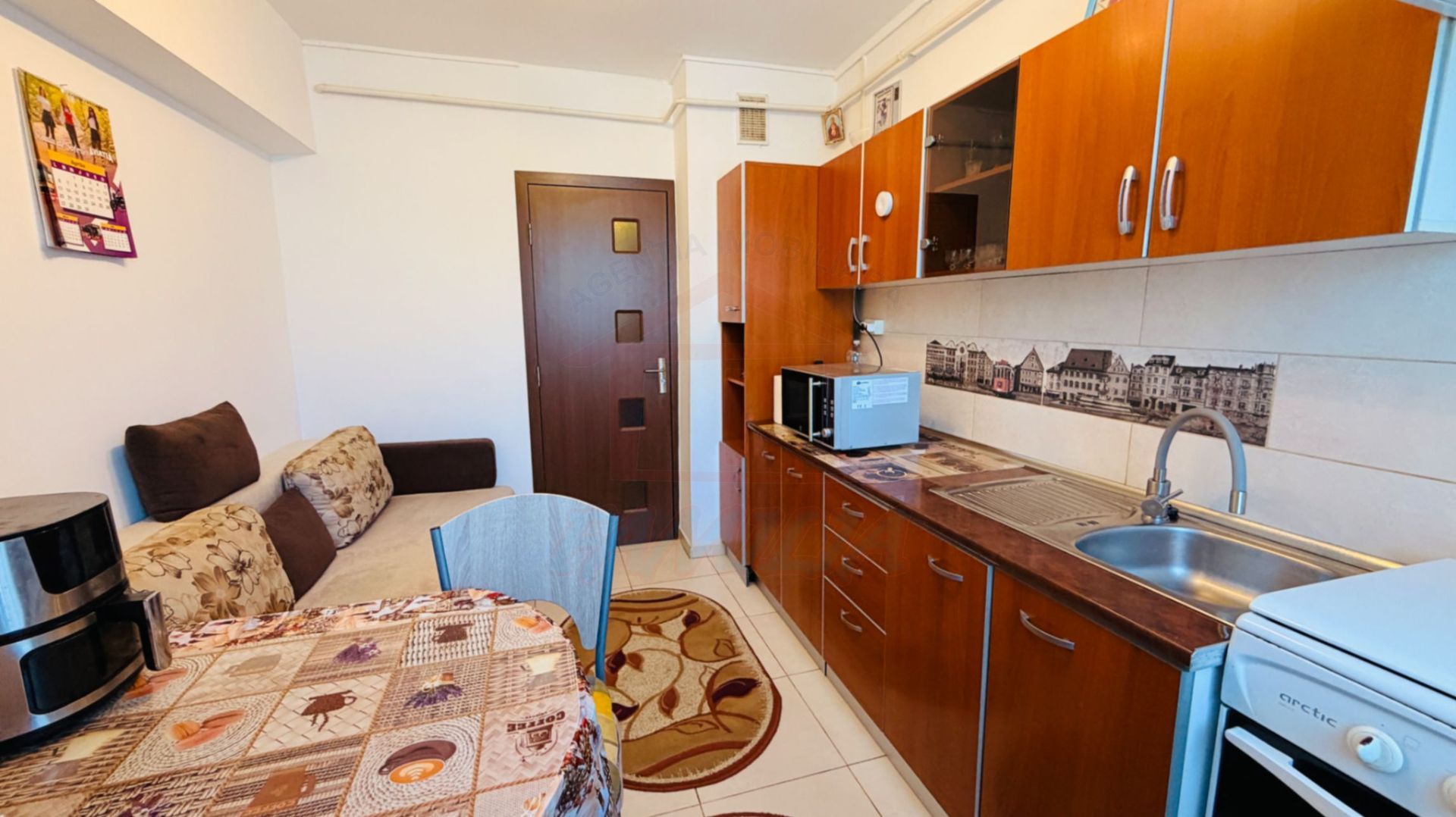 Apartament 2 camere dec. in Galati, Siderurgiștilor, etaj 1, sup. 58 - Poză 2