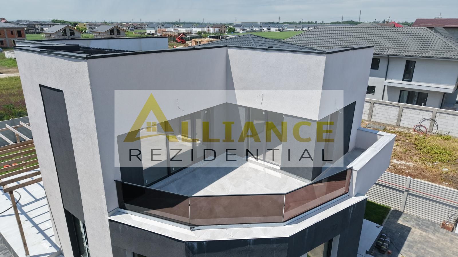 Vila individuala P+1E || 5 camere 2 bai || 430mp teren - Poză 2