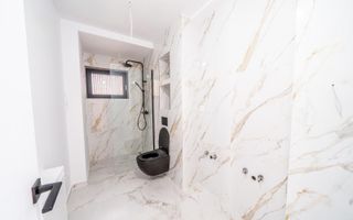 Vilă unica în Corbeanca - Liniște,natură și eleganță - Poză 18