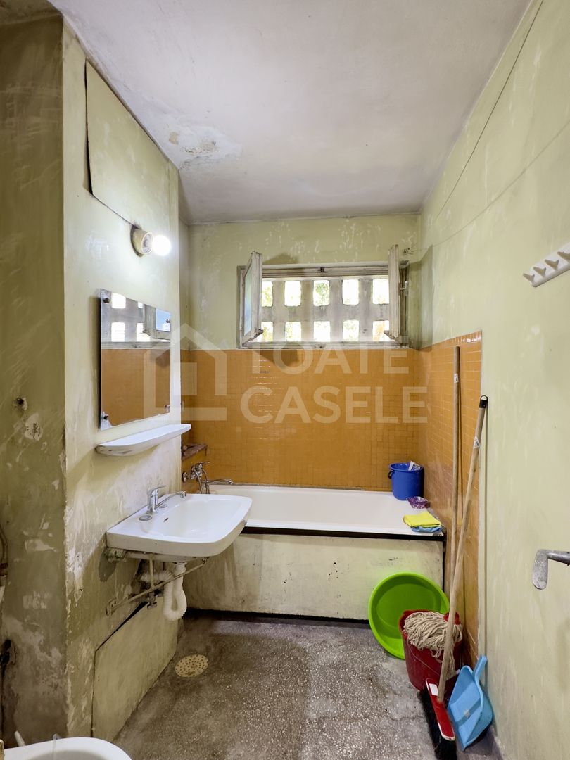 Apartament cu 3 camere, zona Politia Rutiera - Poză 5