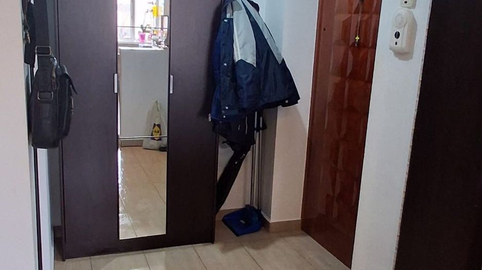 Apartament cu 3 camere de vânzare in Cetate - Poză 8