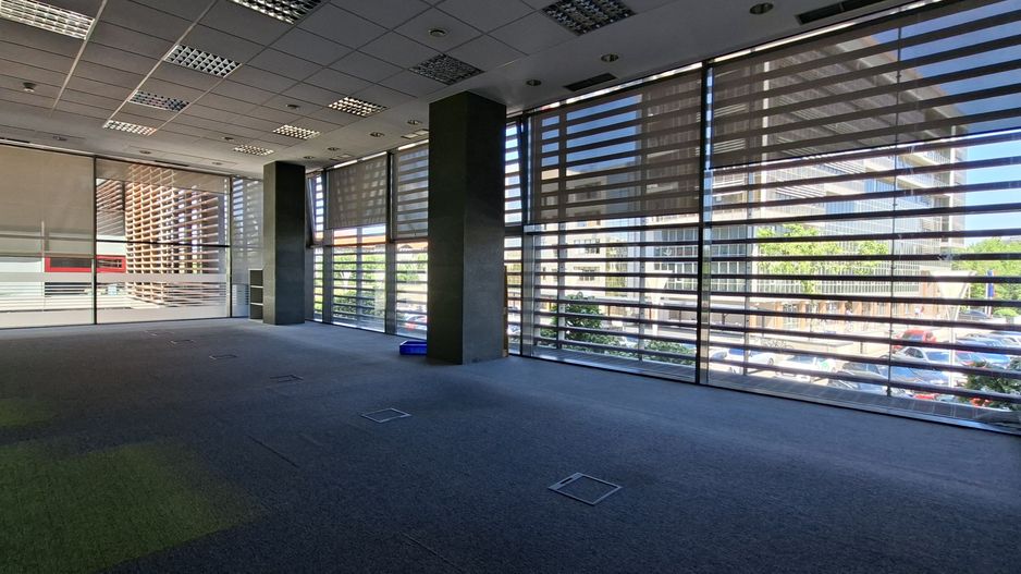 Spatiu pentru birou 258mp - Piata 700 - Poză 24