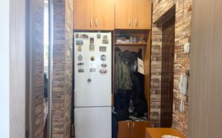 Garsoniera spatioasa cu boiler electric, Mihalache-1 Mai - Poză 10