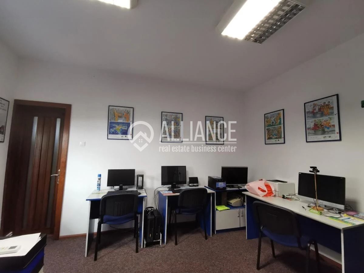 CENTRU (Cod 01) - Unicat, pe Bdul Mamaia cladire de birouri! - Poză 8